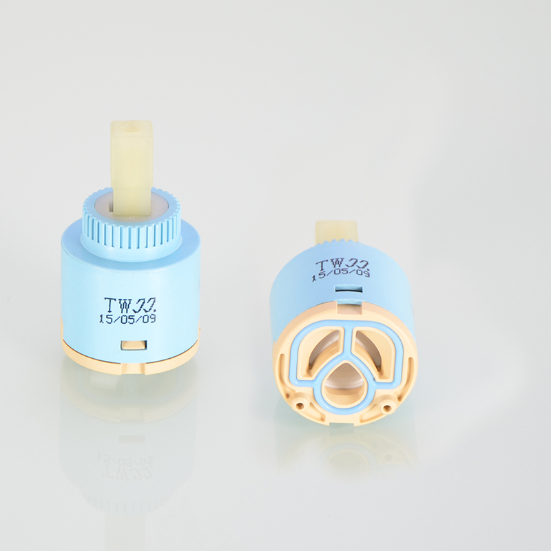 1 個 25/30/35/40 ミリメートル節水交換用セラミ - Basin Mixer Cartridge のレビューと価格